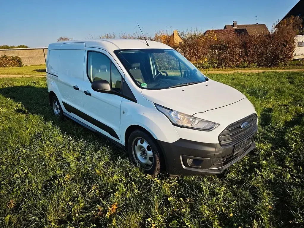 Gebraucht Ford Transit Connect 101 PS (74 kW) 2019 Weiß Van / Kleinbus