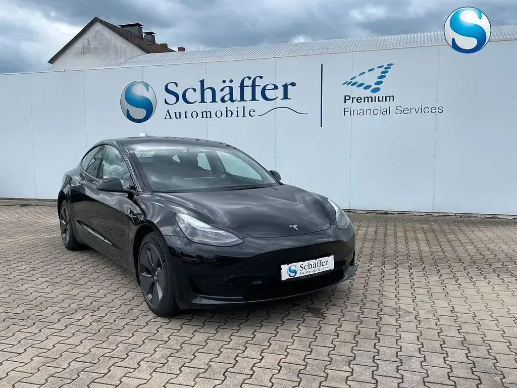 Gebraucht Tesla Model 3 Standard Range 324 kW (441 PS) 2022 Schwarz Limousine