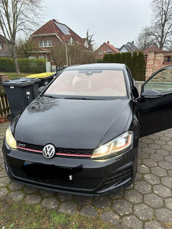 Schwarz Gebraucht 2017 VW Golf GTI Limousine | 16.000 € (Guter Preis) - Bild 1/4