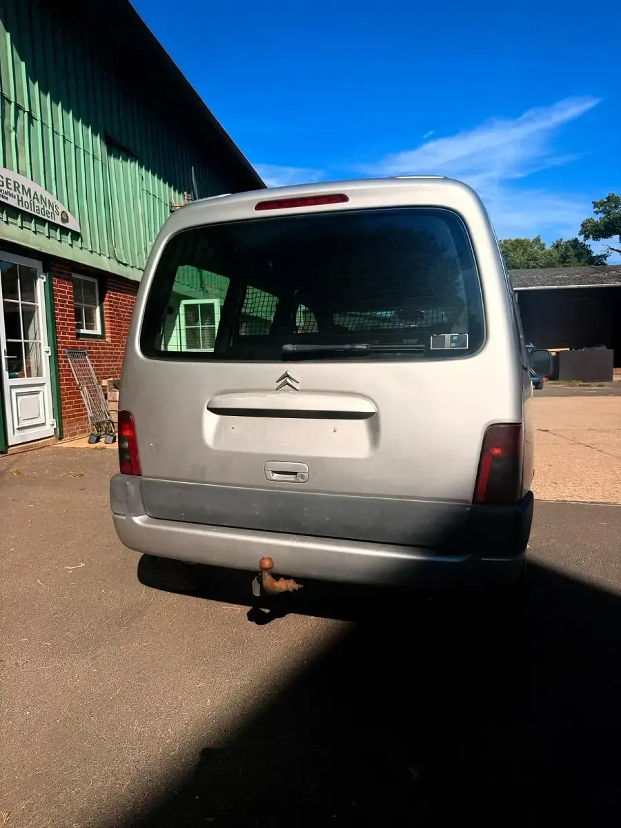 Gebraucht Citroën Berlingo 90 PS (66 kW) 2000 Silber Van / Kleinbus