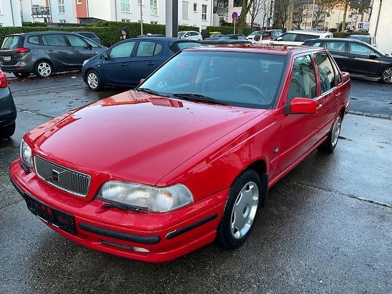 Gebraucht Volvo S70 144 PS (105 kW) 1997 Rot Limousine