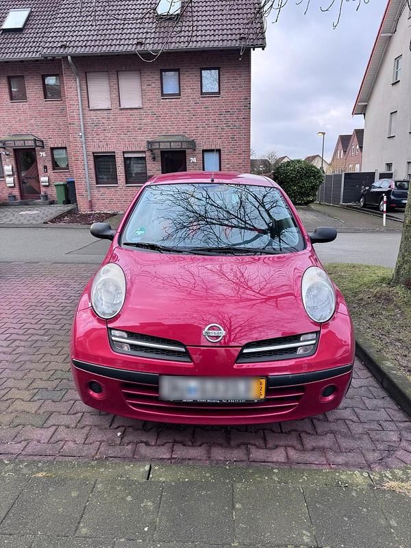 Rot Gebraucht 2006 Nissan Micra Kleinwagen | 1.000 € (Guter Preis) - Bild 1/4