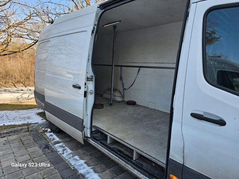 Weiß Gebraucht 2018 Mercedes Sprinter Van | 21.779 € (Teuer) - Bild 1/4
