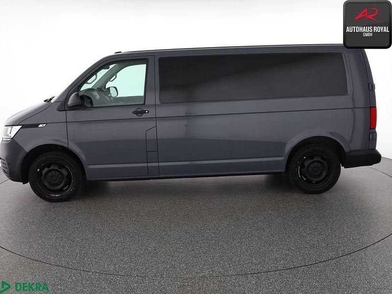 Gebraucht VW Transporter 150 PS (110 kW) 2021 Grau Van