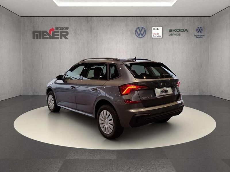 Neu Skoda Kamiq Essence 116 PS (85 kW) 2025 Grau SUV