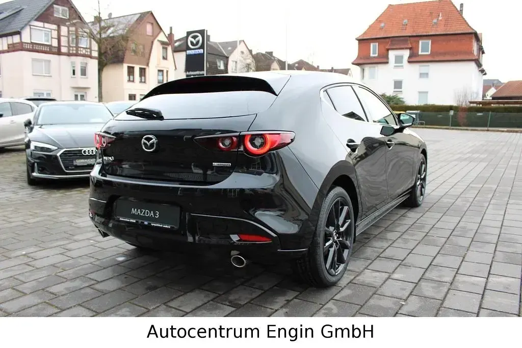 Gebraucht Mazda 3 Nagisa 140 PS (102 kW) 2025 Schwarz Limousine