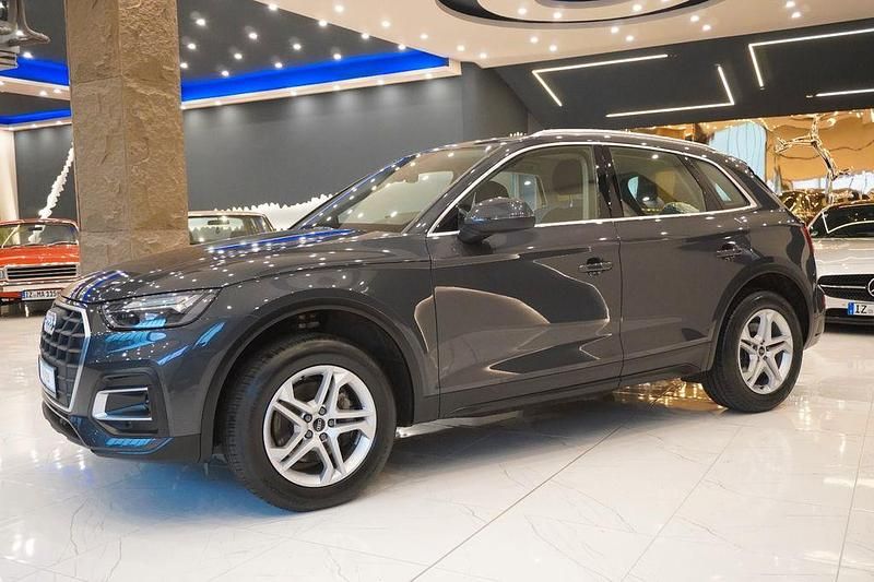 Gebraucht Audi Q5 Sport 204 PS (150 kW) 2020 Grau SUV