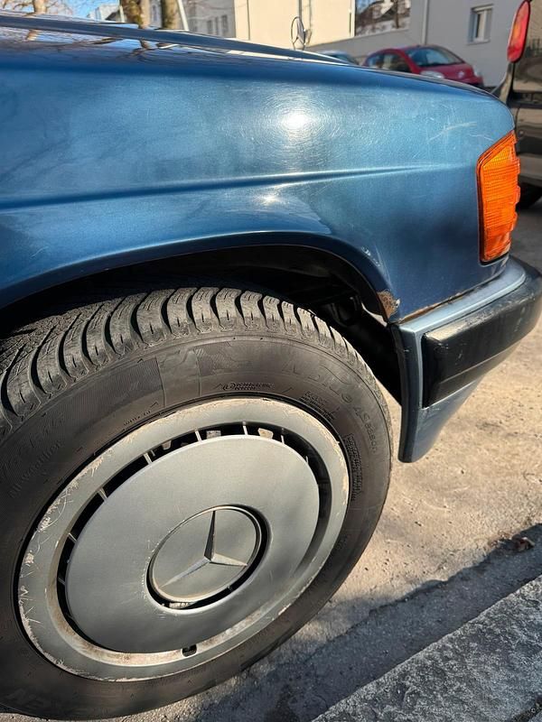 Gebraucht Mercedes 190 106 PS (77 kW) 1993 Blau Limousine