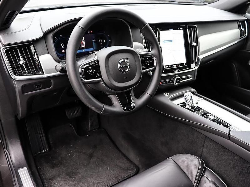 Gebraucht Volvo V90 Plus 197 PS (144 kW) 2024 Grau Kombi