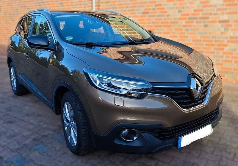 Braun Gebraucht 2019 Renault Kadjar LIMITED SUV | 10.900 € (Guter Preis) - Bild 1/4