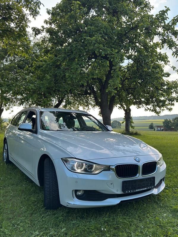 Gebraucht BMW 318 143 PS (105 kW) 2014 Weiß Kombi