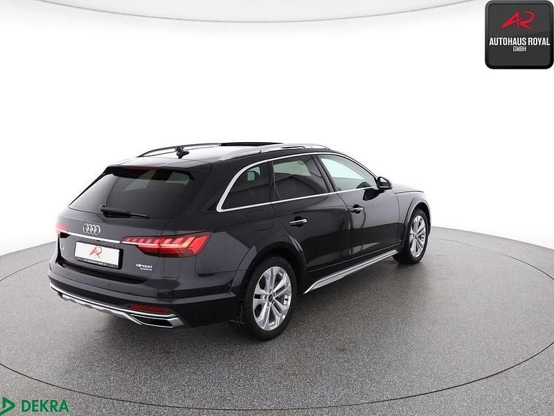 Gebraucht Audi A4 Allroad Advanced 265 PS (194 kW) 2022 Schwarz (metallic) Kombi