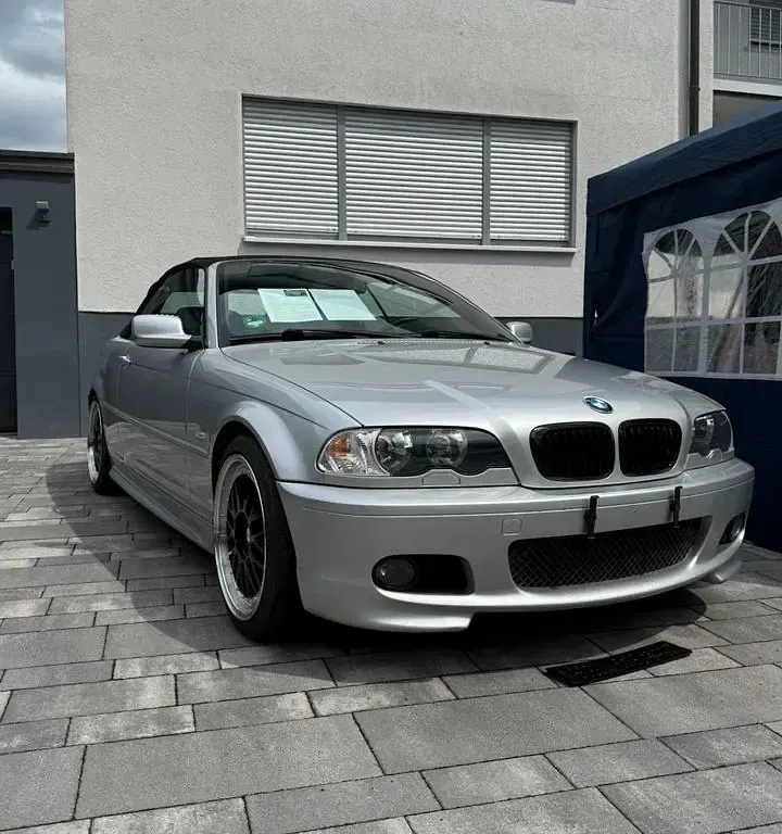 Gebraucht BMW 320 Cabriolet M Sport 170 PS (125 kW) 2003 Silber Cabrio