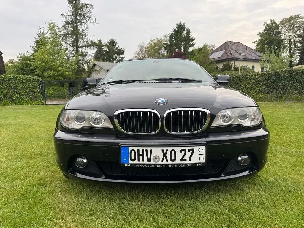 Gebraucht BMW 330 Cabriolet Sport Line 231 PS (169 kW) 2004 Schwarz Cabrio