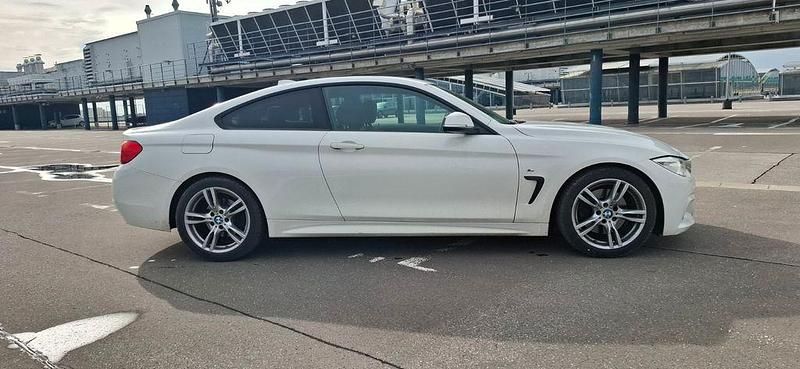 Gebraucht BMW 430 M Sport 252 PS (185 kW) 2016 Weiß Coupé