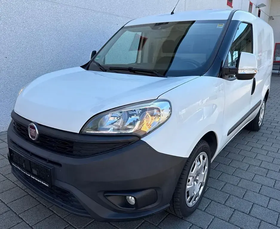 Gebraucht Fiat Doblò 120 PS (88 kW) 2015 Weiß Van / Kleinbus