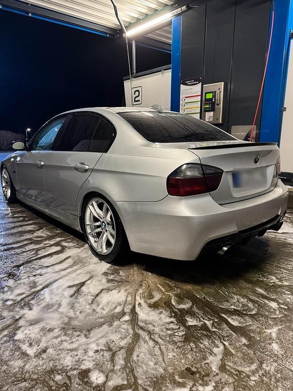 Gebraucht BMW 335 286 PS (210 kW) 2007 Silber Limousine