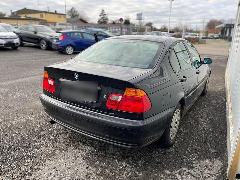 Schwarz Gebraucht 2000 BMW 316 Limousine | 3.300 € (Fairer Preis) - Bild 1/4