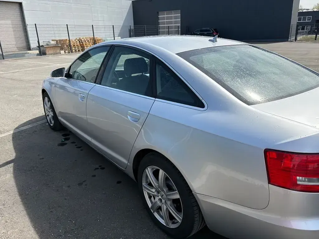 Usata Audi A6 180 CV (132 kW) 2006 Argento Berlina