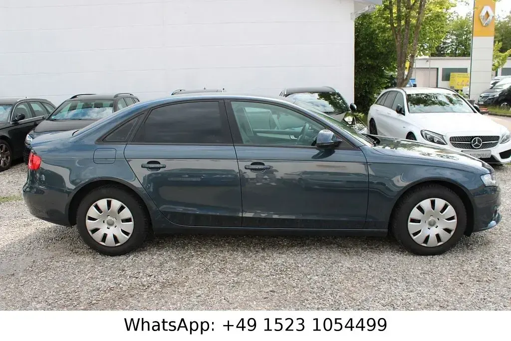 Gebraucht Audi A4 Attraction 120 PS (88 kW) 2009 Grau Limousine