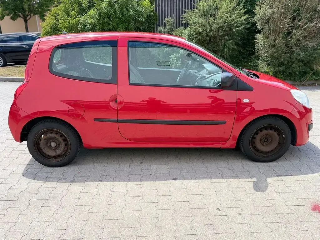 Gebraucht Renault Twingo 58 PS (42 kW) 2010 Rot Kleinwagen