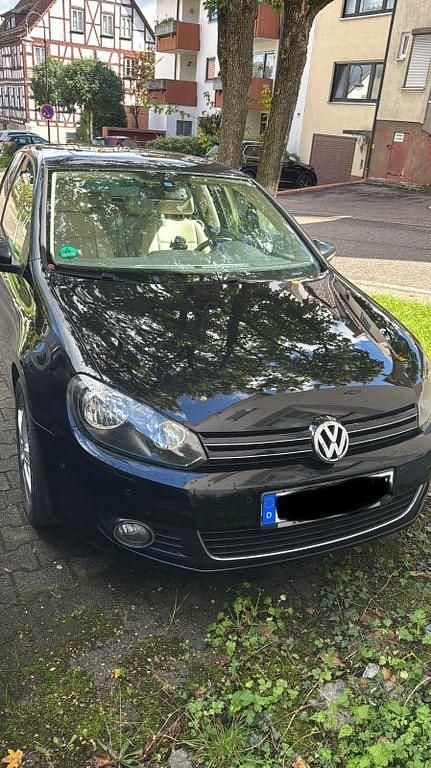 Schwarz Gebraucht 2009 VW Golf VI Highline Limousine | 4.000 € (Guter Preis) - Bild 1/4