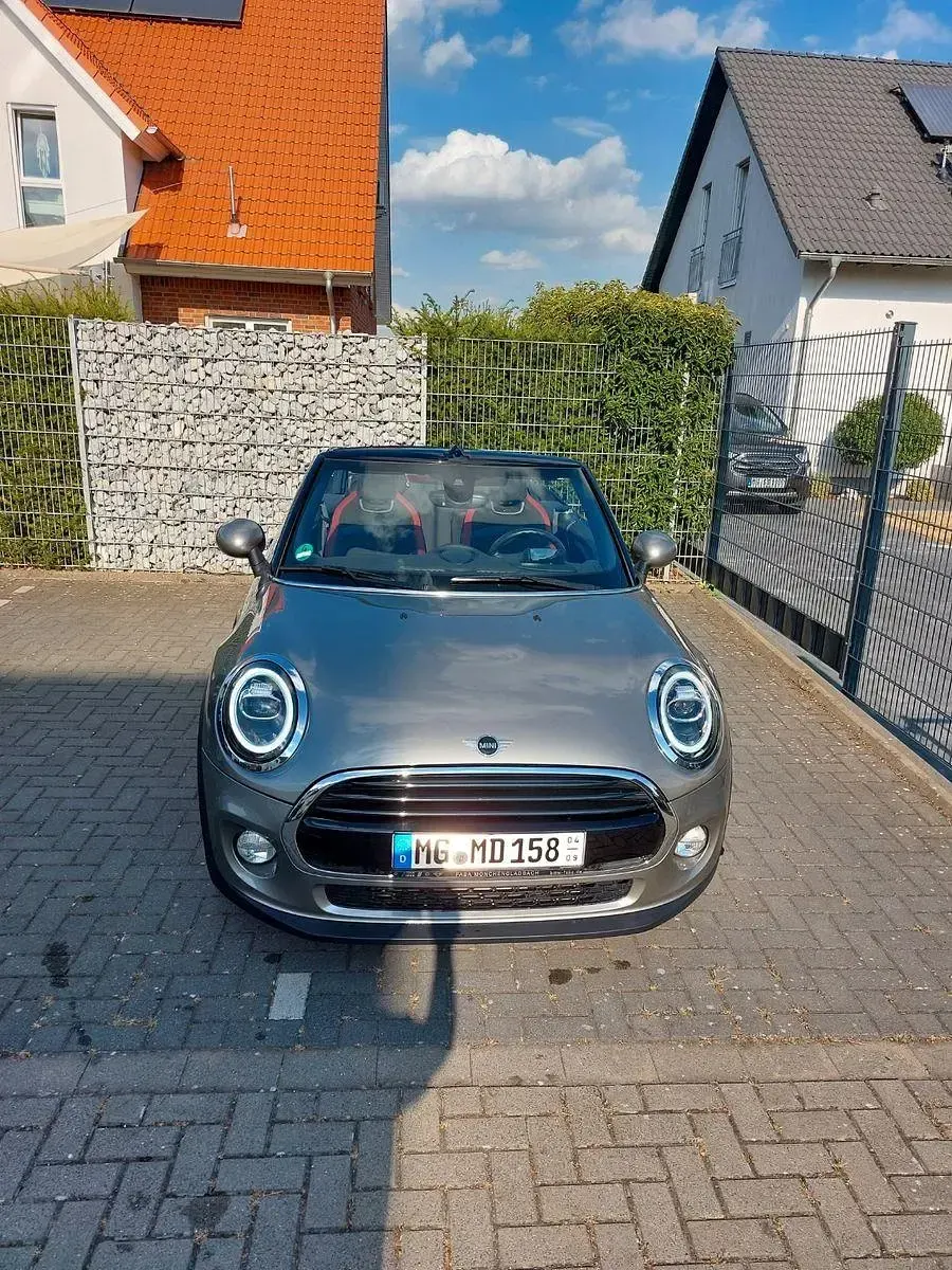 Używany Mini Cooper Chili 136 KM (100 kW) 2019 Hatchback
