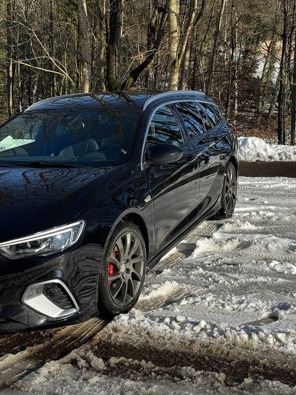 Gebraucht Opel Insignia 209 PS (153 kW) 2019 Schwarz Kombi