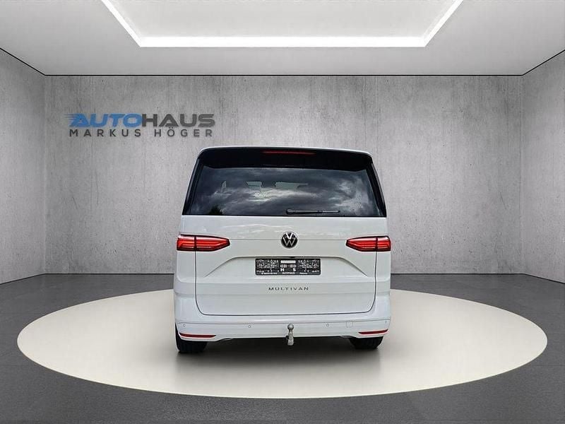 Usata VW Multivan Pro 150 CV (110 kW) 2025 Bianco Monovolume