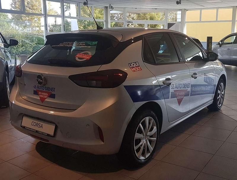 Gebraucht Opel Corsa-e Edition 56 kW (77 PS) 2022 Aluminium silb/kristall silb Kleinwagen