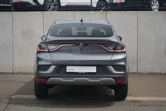 Neu Renault Arkana 140 PS (102 kW) 2026 Grau SUV