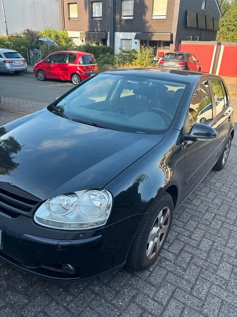 Gebraucht VW Golf V 80 PS (58 kW) 2007 Schwarz Kleinwagen
