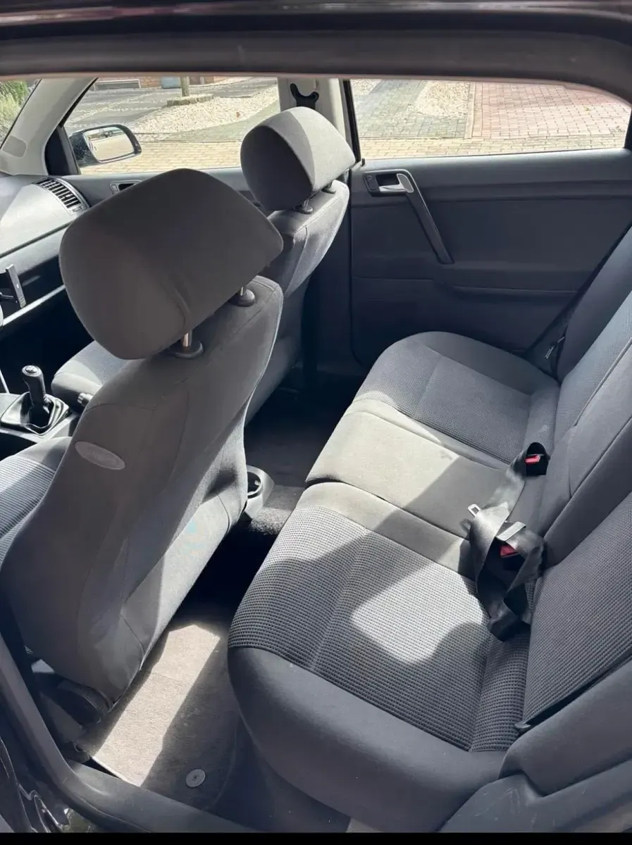 Gebraucht VW Polo 63 PS (46 kW) 2003 Schwarz Kleinwagen