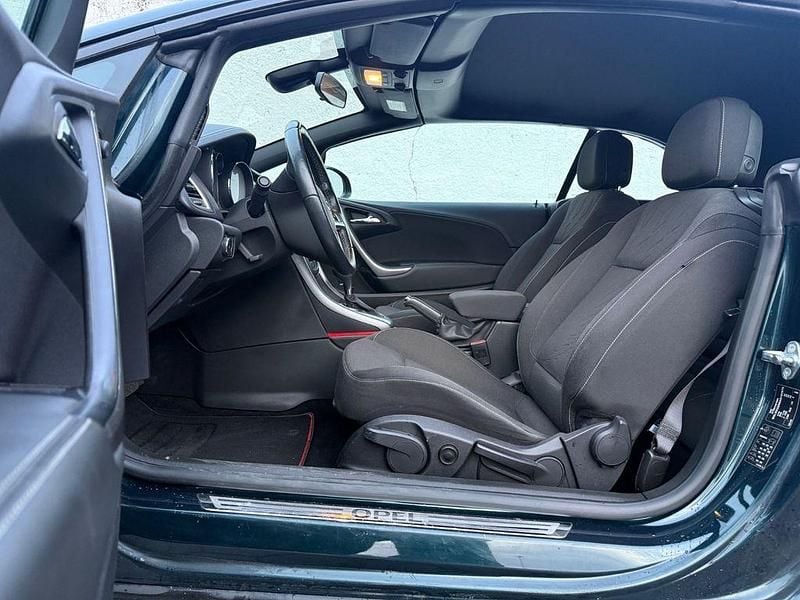 Gebraucht Opel Cascada Edition 170 PS (125 kW) 2016 Grün Cabrio