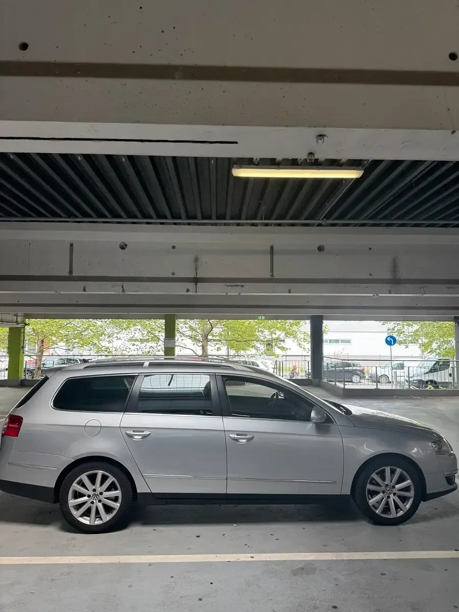 Gebraucht VW Passat 150 PS (110 kW) 2009 Silber Kombi