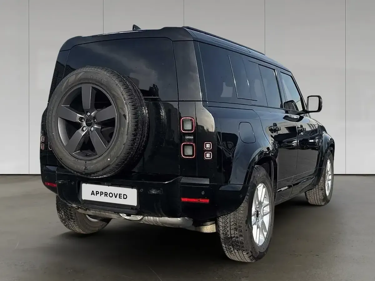 Gebraucht Land Rover Defender SE Dynamic 252 PS (185 kW) 2026 Santorini black SUV
