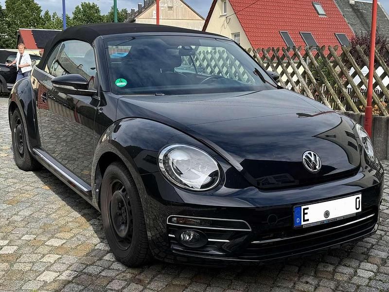 Gebraucht VW Beetle Cabriolet Sound 105 PS (77 kW) 2017 Schwarz Cabrio