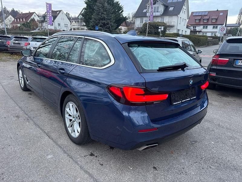 Gebraucht BMW 530 286 PS (210 kW) 2020 Blau Kombi