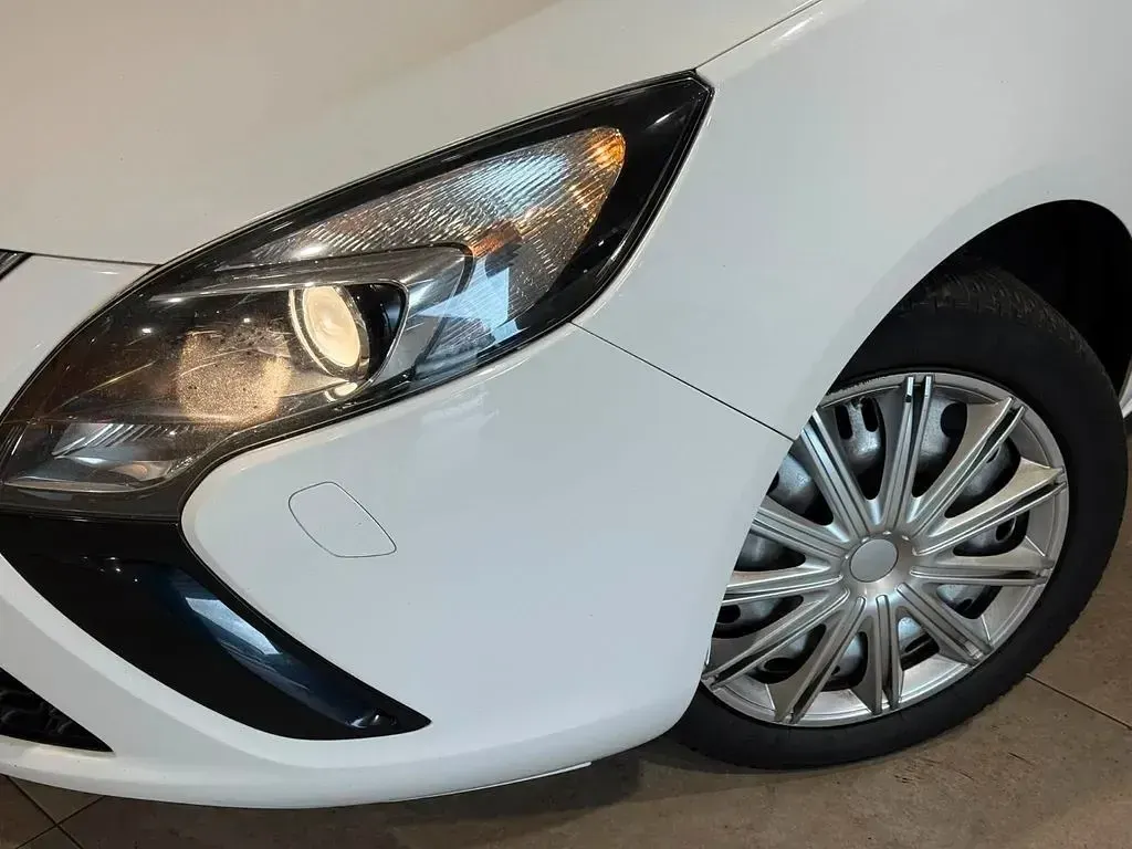 Gebraucht Opel Zafira 136 PS (100 kW) 2015 Weiß Van / Kleinbus