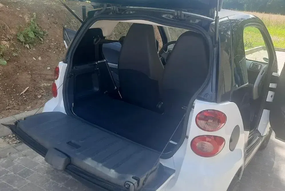 Używany Smart ForTwo Coupé 60 KM (44 kW) 2010 Biały Coupe