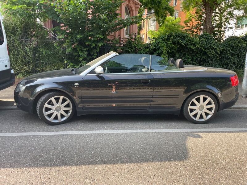 Schwarz Gebraucht 2004 Audi A4 Cabriolet Exclusive Cabrio | 4.000 € - Bild 1/4