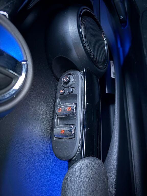 Gebraucht Mini Cooper 136 PS (100 kW) 2019 Blau Kleinwagen