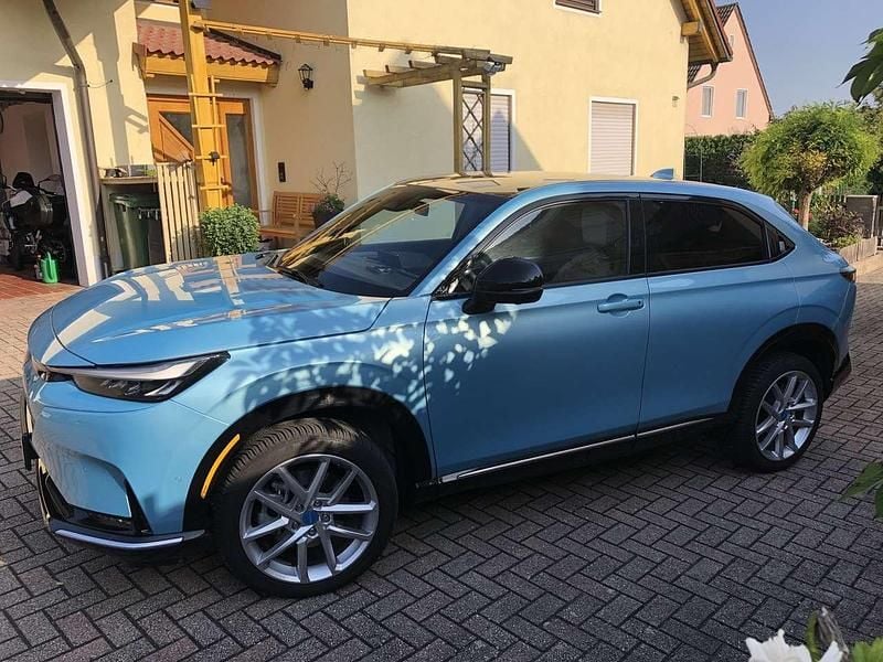 Blau Gebraucht 2023 Honda e:Ny1 Advance SUV | 27.995 € (Superpreis) - Bild 1/4