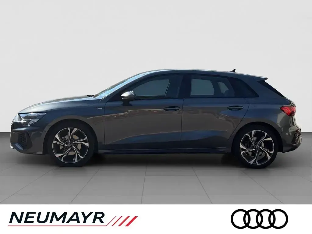 Gebraucht Audi A3 S-Line 150 PS (110 kW) 2022 Daytonagrau perleffekt Limousine