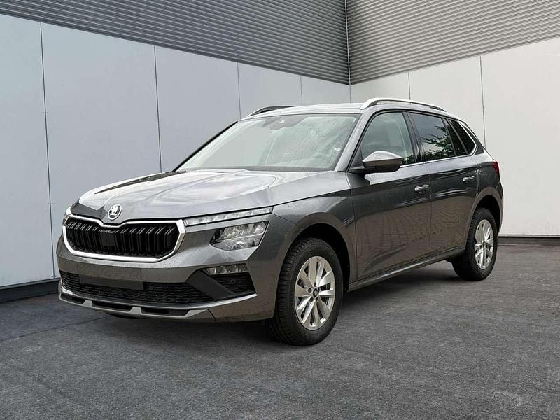 Neu Skoda Kamiq Selection 116 PS (85 kW) 2025 Grau SUV