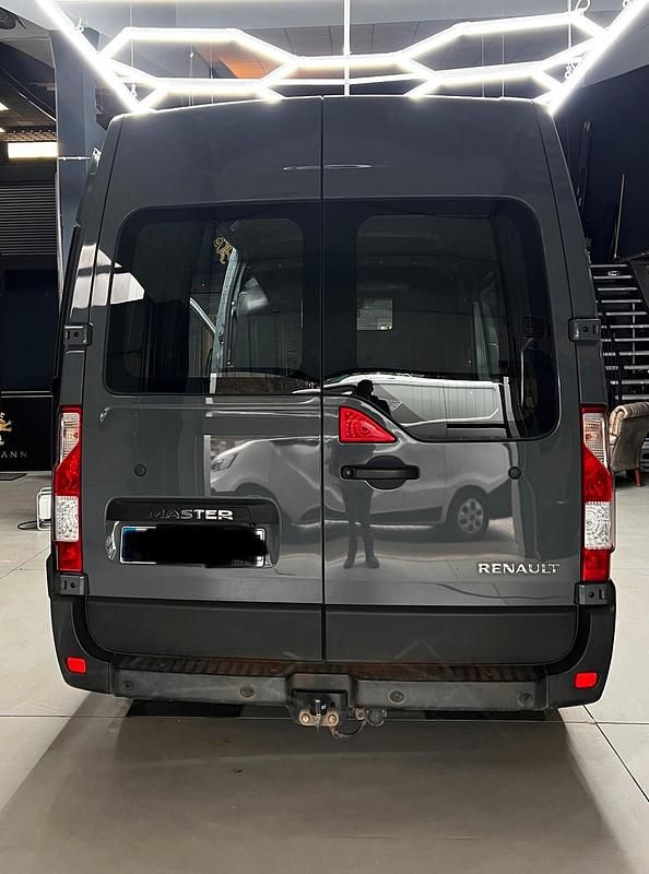 Usata Renault Master 150 CV (110 kW) 2019 Grigio Monovolume