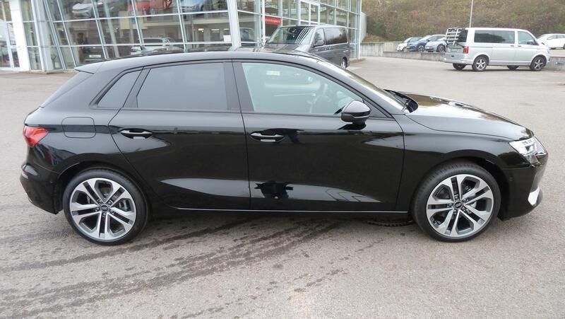 Gebraucht Audi A3 Advanced 150 PS (110 kW) 2024 Schwarz Limousine