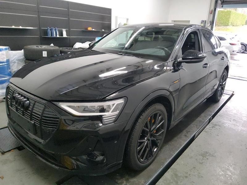 Gebraucht Audi e-tron Sportback Black Edition 300 kW (408 PS) 2022 Mythosschwarz metallic SUV