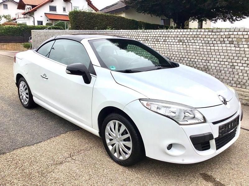 Weiß Gebraucht 2010 Renault Mégane Cabriolet Luxe Cabrio | 2.950 € (Superpreis) - Bild 1/4