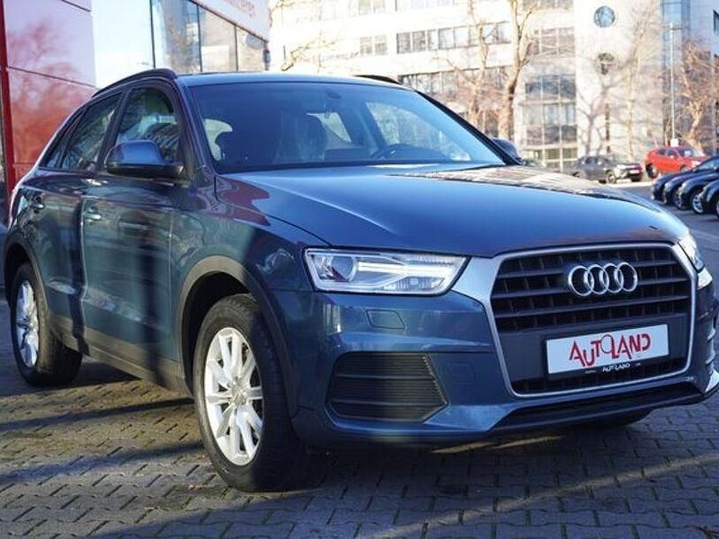 Gebraucht Audi Q3 Basis 150 PS (110 kW) 2018 Blau SUV